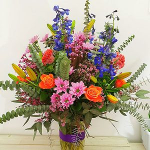 fine-flowers-over-the-rainbox-in-vase